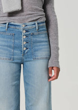 Load image into Gallery viewer, Citizens Lyra Patch Pocket Jean
